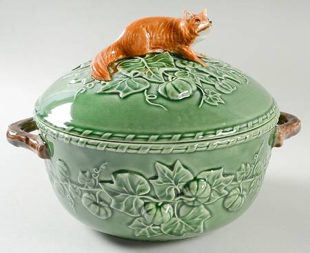 Hunting Tureen &  Lid