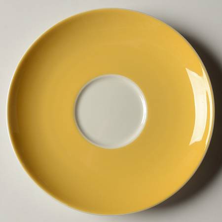 Hamptons Yellow Saucer