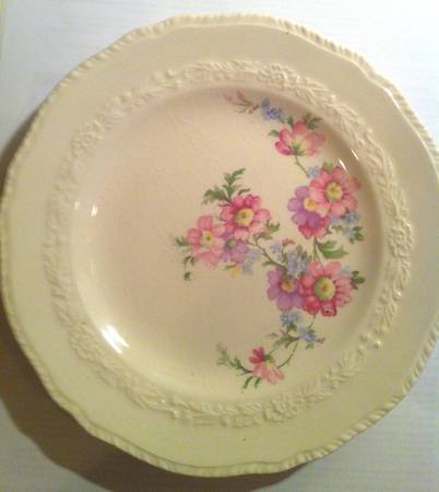 CRP207 by Crown Potteries
