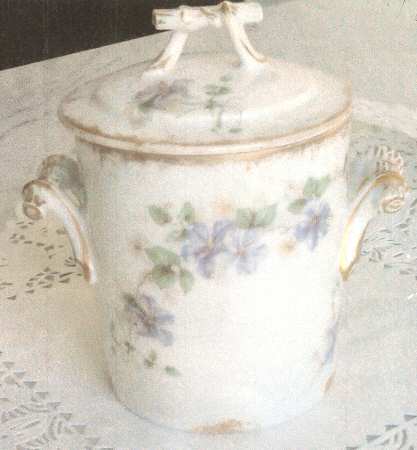 CHF1573 Condensed Milk Holder with Lid