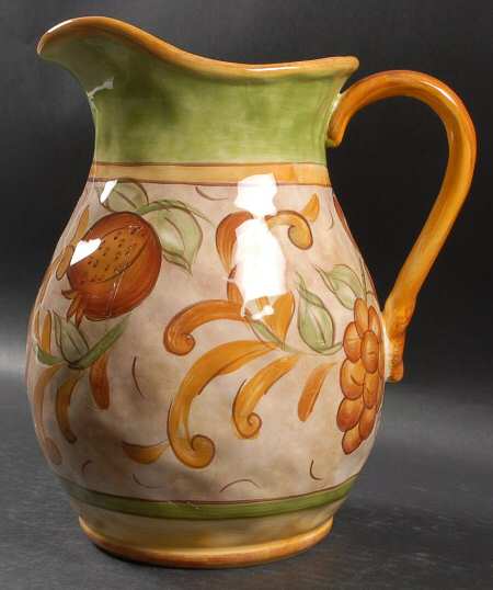 Milano 88 Oz Pitcher