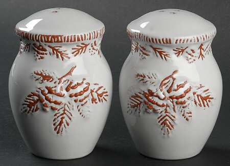 Pine Cone Salt & Pepper Set
