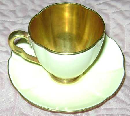1582 Footed Demitasse Cup & Saucer Set