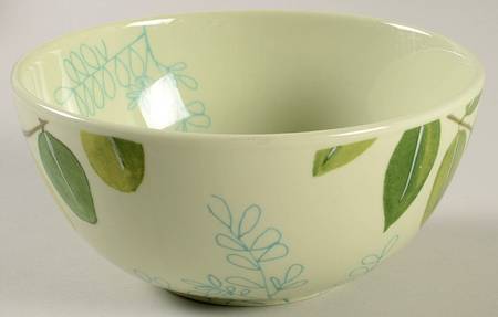 Creamware with Leaf Accents Coupe Cereal Bowl