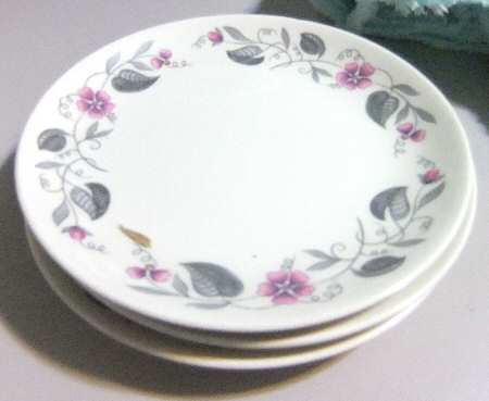 CRP212 by Crown Potteries