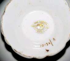 10130b Footed Cup