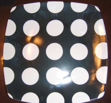Black Dots Salad Plate