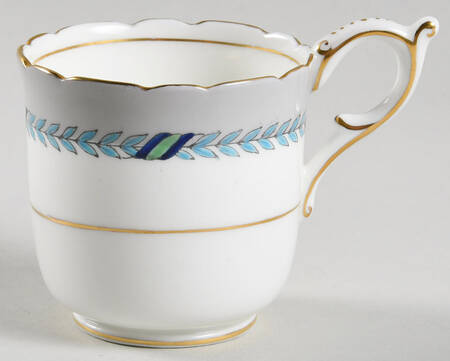 President, The (Scalloped) Footed Demitasse Cup