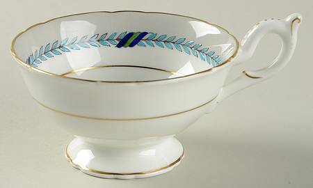 President, The (Scalloped) Footed Cup