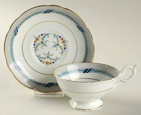President, The (Scalloped) Footed Cup & Saucer Set