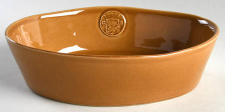 Forum Cognac 10" Oval Baker