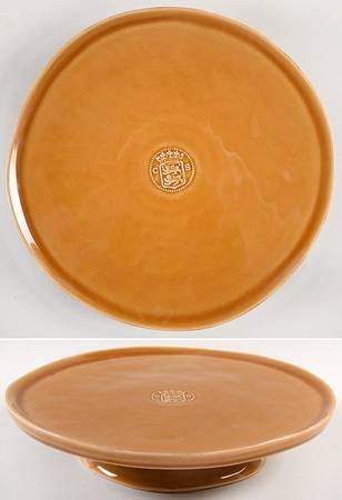 Forum Cognac 10" Diameter Pedestal Cake Stand