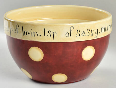 Family Table 9" Mixing Bowl