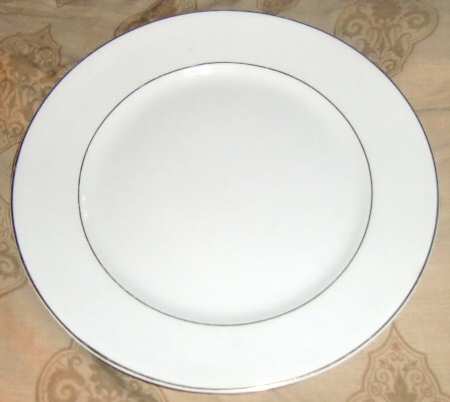 8427 Dinner Plate