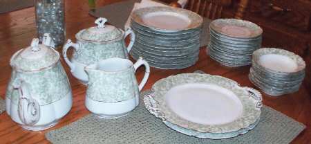 CAR204 Handled Cake Plate
