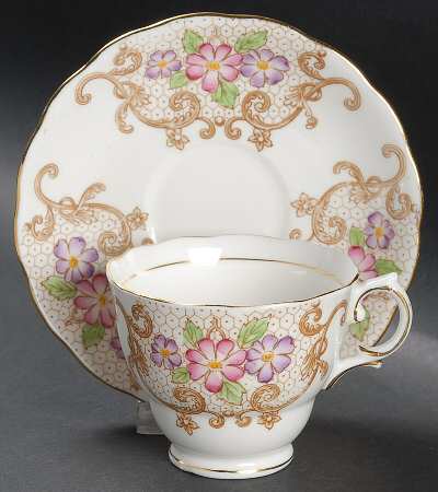 6621 Footed Cup & Saucer Set