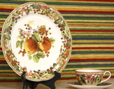 BUR4 Dinner Plate