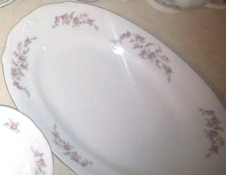 CHZ52 14" Oval Serving Platter