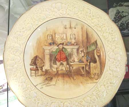 CRD253 (Florentine Shape) Dinner Plate