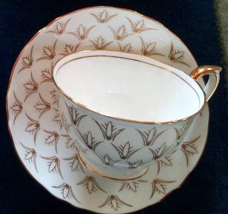 A16000 Footed Cup & Saucer Set