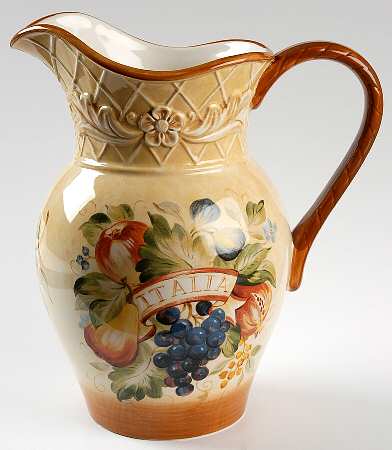 Italia 80 Oz Pitcher