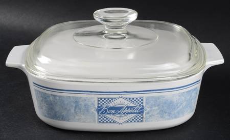 Bon Appetit 2 Quart Square Casserole with Lid