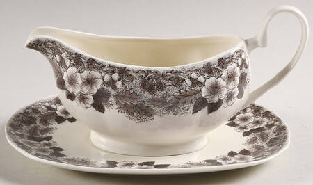 Thanksgiving Brown Multicolor Gravy Boat & Underplate