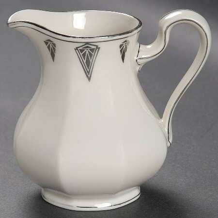 Deauville (White, Rounded Octagonal) Creamer