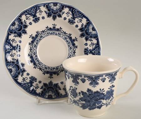 CYQ3 Flat Cup & Saucer Set