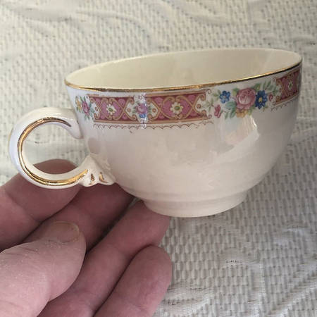 CRP222 Footed Cup