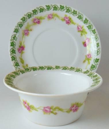 CMT150 Ramekin & Saucer Set
