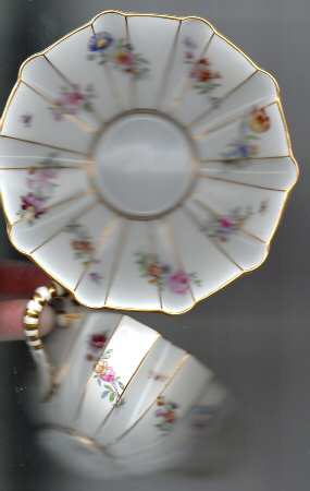 118793 by Coalport