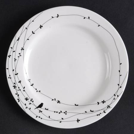Oiseau Black Appetizer Plate