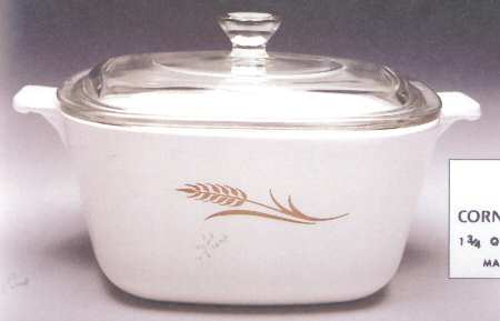 Wheat 1.75 Quart Square Casserole with Lid