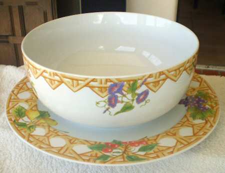 Tutti Frutti Large Salad Serving Bowl