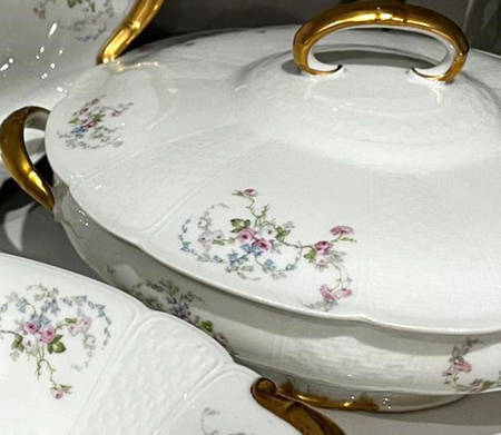 CHF360 Round Covered Vegetable