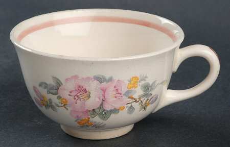 1240 Footed Cup