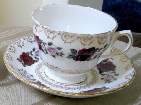8249 Footed Cup & Saucer Set
