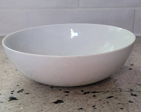 CBL132 8" Round Serving Bowl