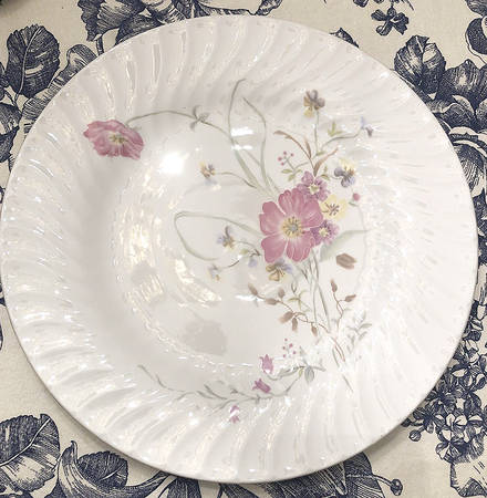 UP15 by Universal Porcelain Company