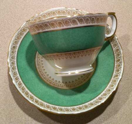 A13646 (Scalloped) by Crown Staffordshire