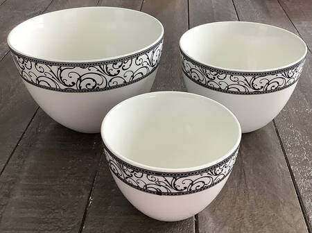 Veluto Black 4" Nesting Bowl