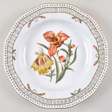 Botanical Show Or Decorative Plate (Charger)