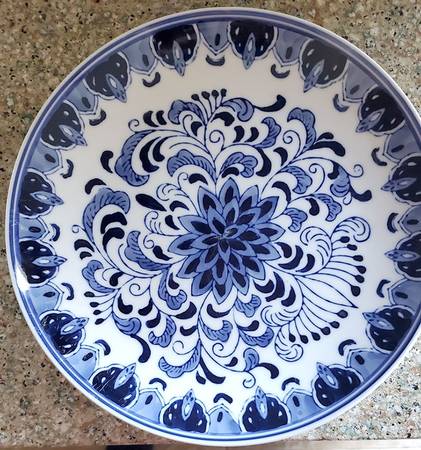 C1O2 Dinner Plate