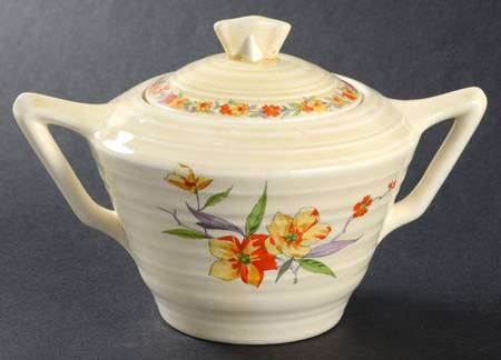 Ludlow Sugar Bowl & Lid