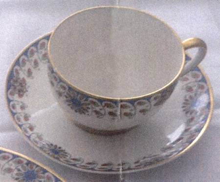 CHF1808 Flat Cup & Saucer Set