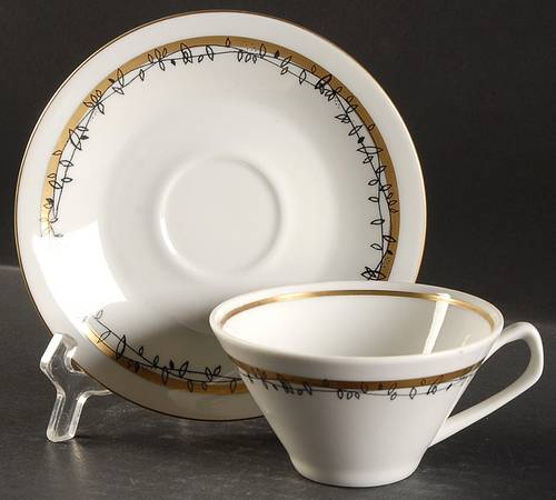 11423 Flat Cup & Saucer Set