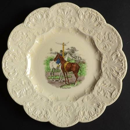 E253 Luncheon Plate