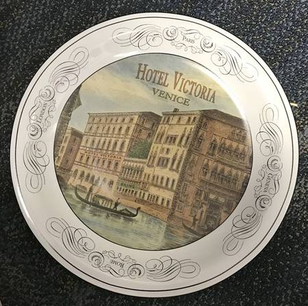 CIC132 Dinner Plate