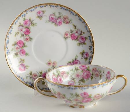 CHF1820 Flat Bouillon Cup & Saucer